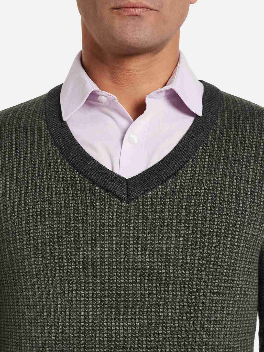 METTLE Men Striped Pullover