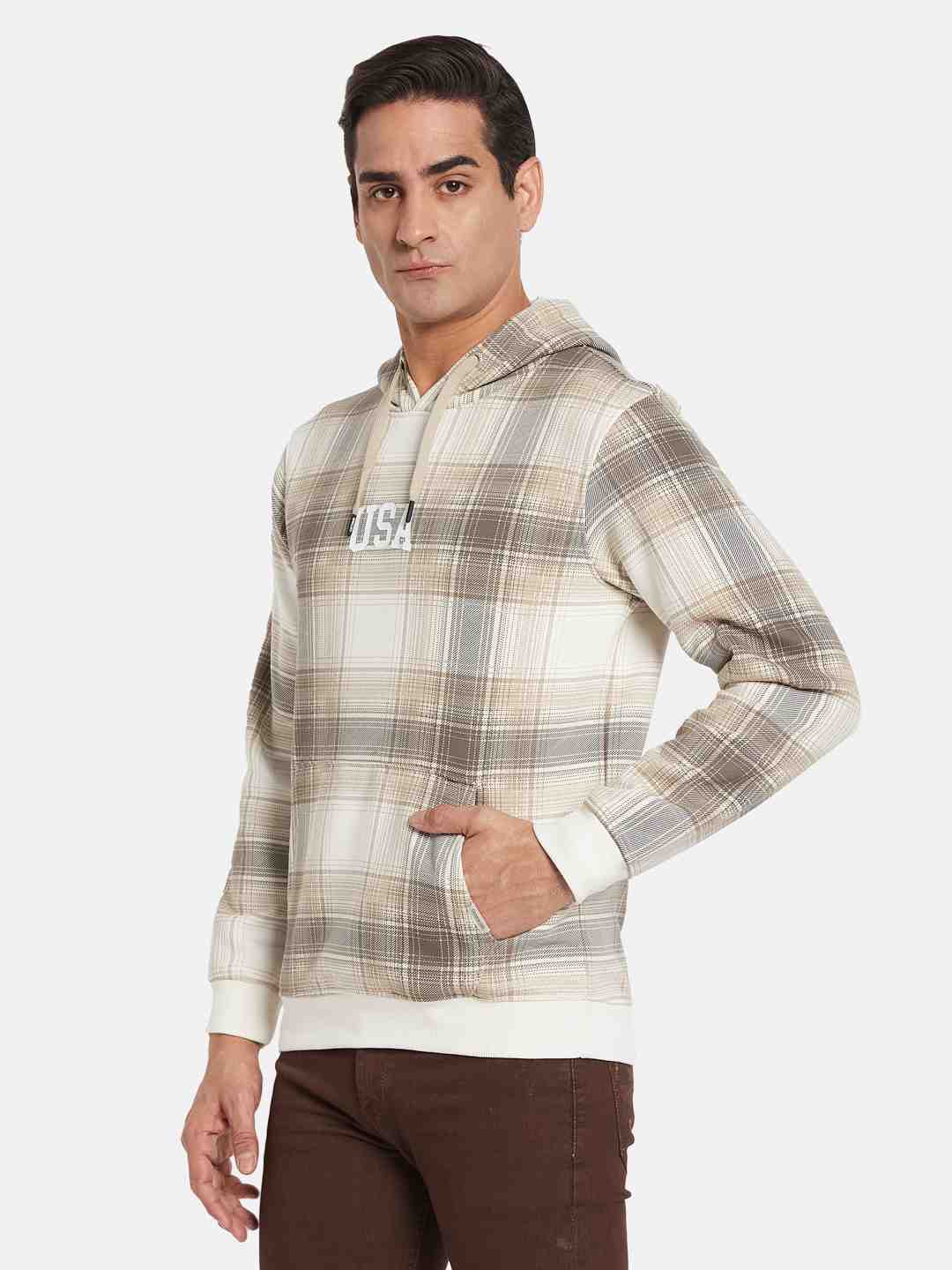 Octave Men Colourblocked Hooded Sweatshirt