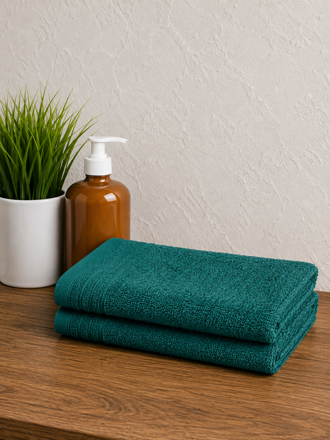 Green Hand Towels – Pack of 2, Soft & Absorbent Terry Towels, 40 × 60 cm