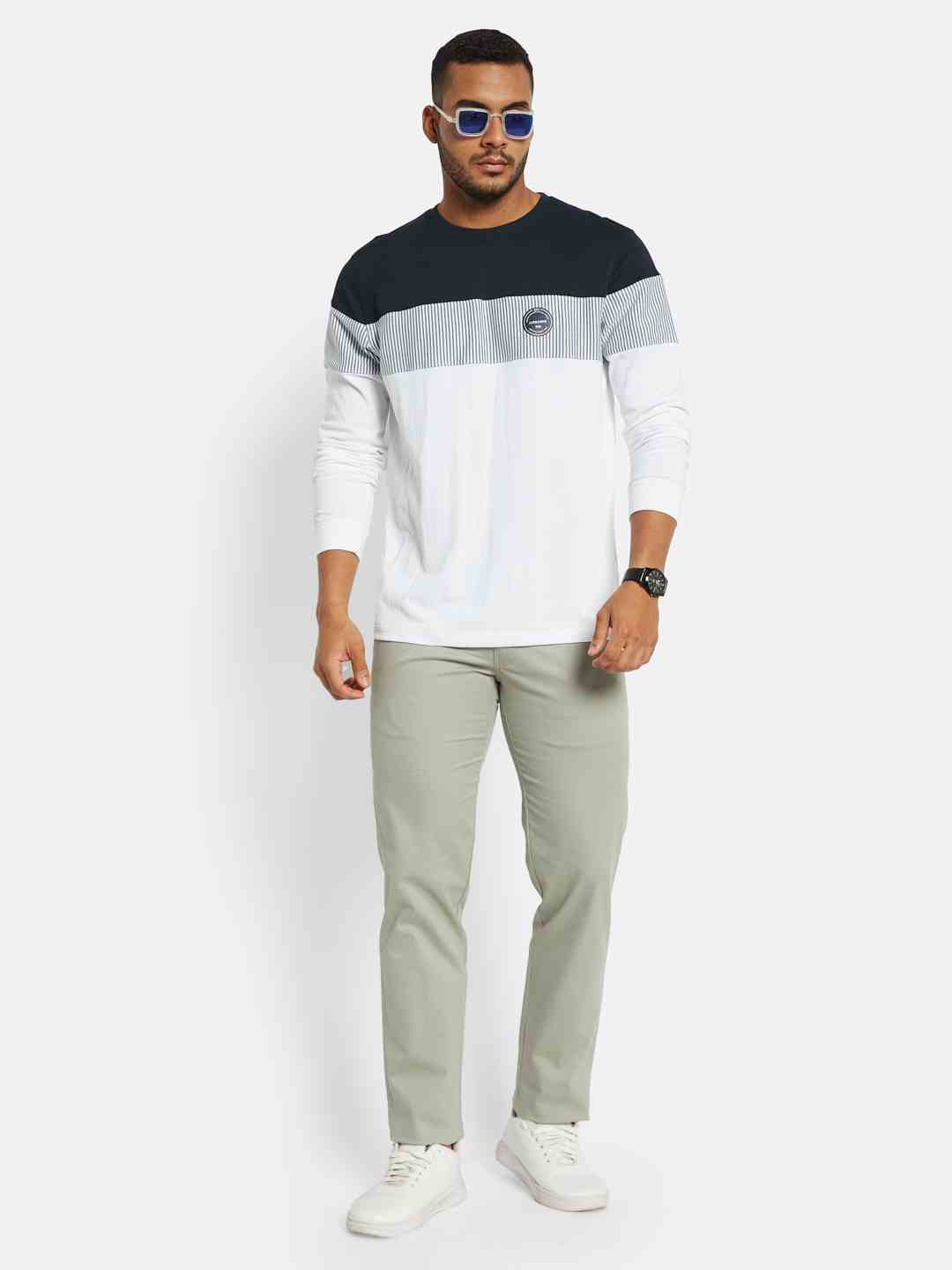 METTLE Men Colourblocked Pockets T-shirt