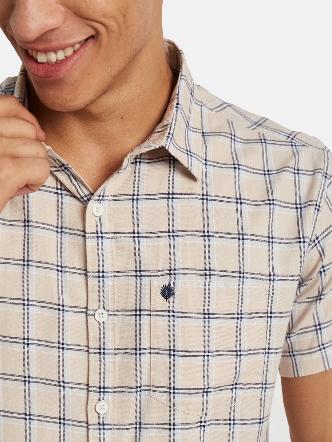 METTLE Checked Short Sleeves Spread Collar Cotton Opaque Regular Fit Casual Shirt