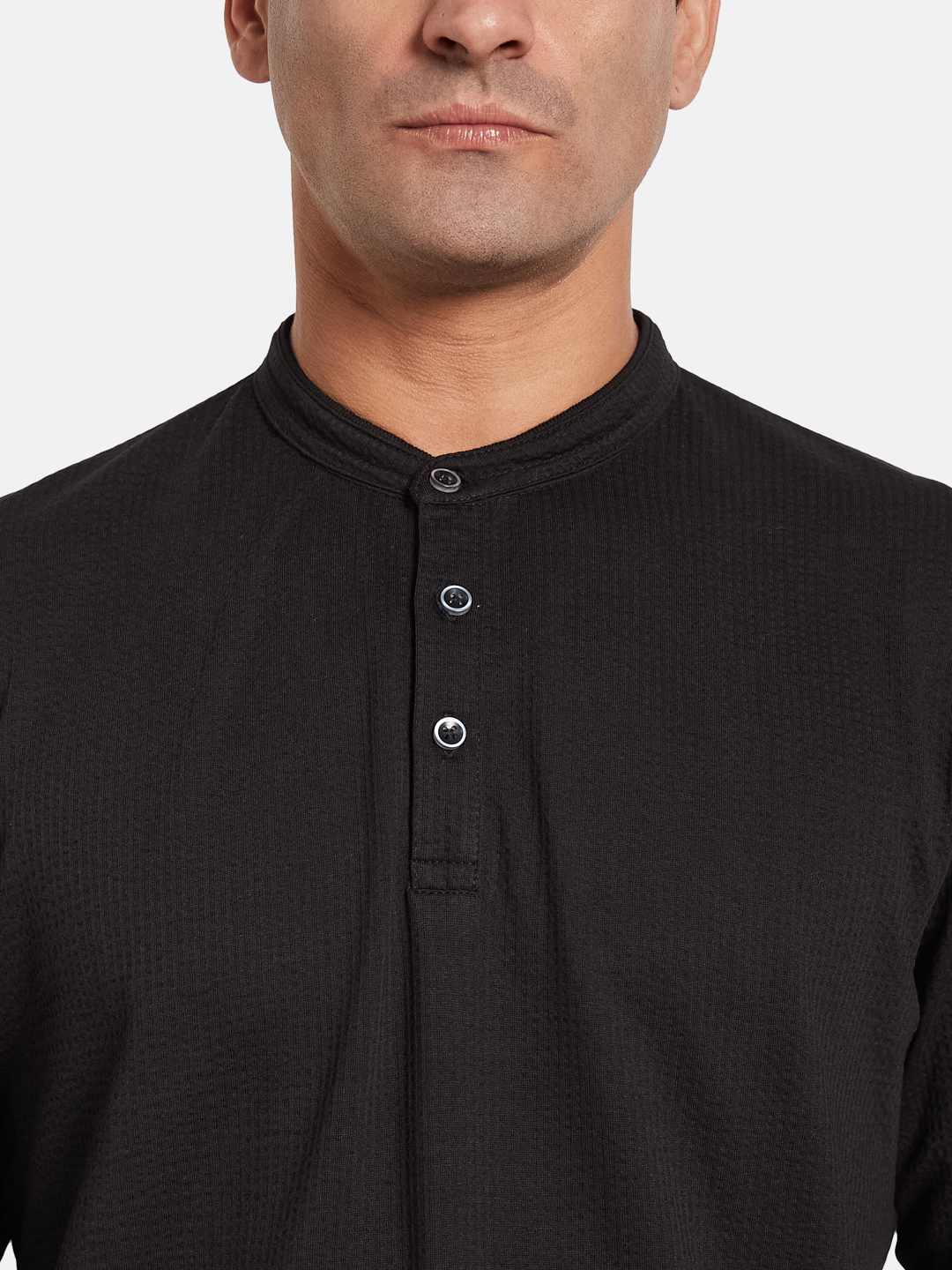 METTLE Men Mandarin Collar T-shirt