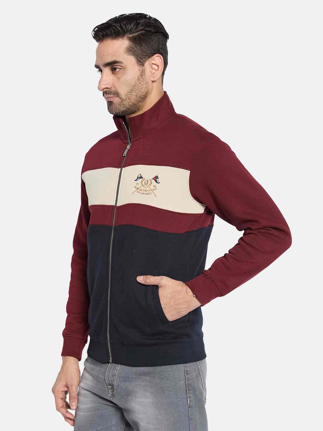 Octave Men Colourblocked Sweatshirt