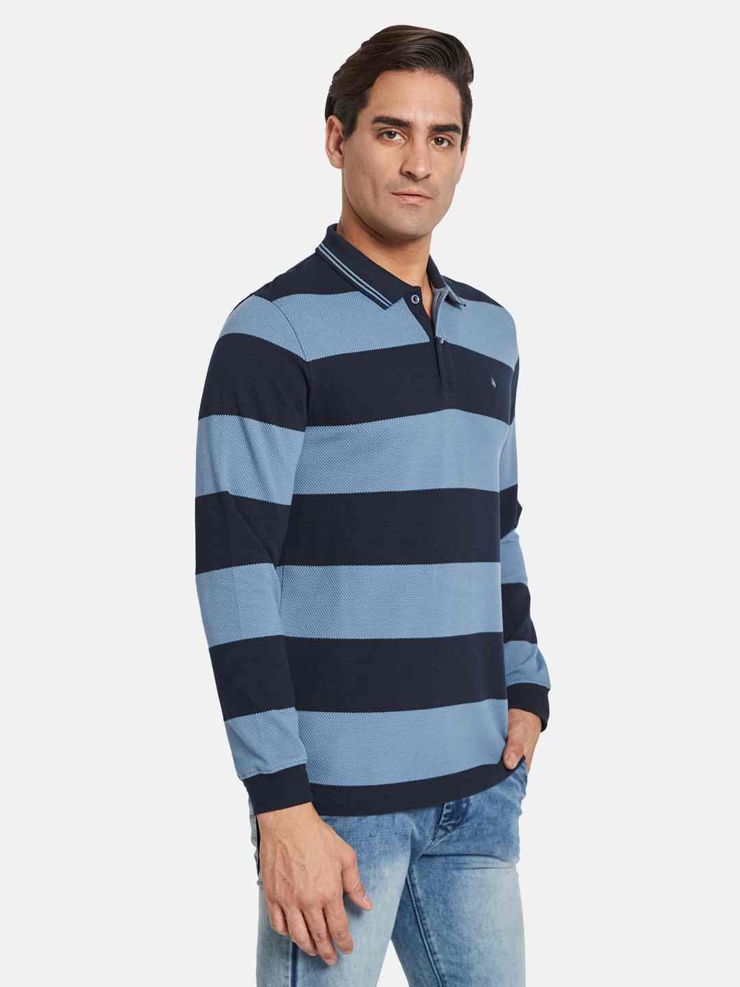 METTLE Men Colourblocked Polo Collar T-shirt