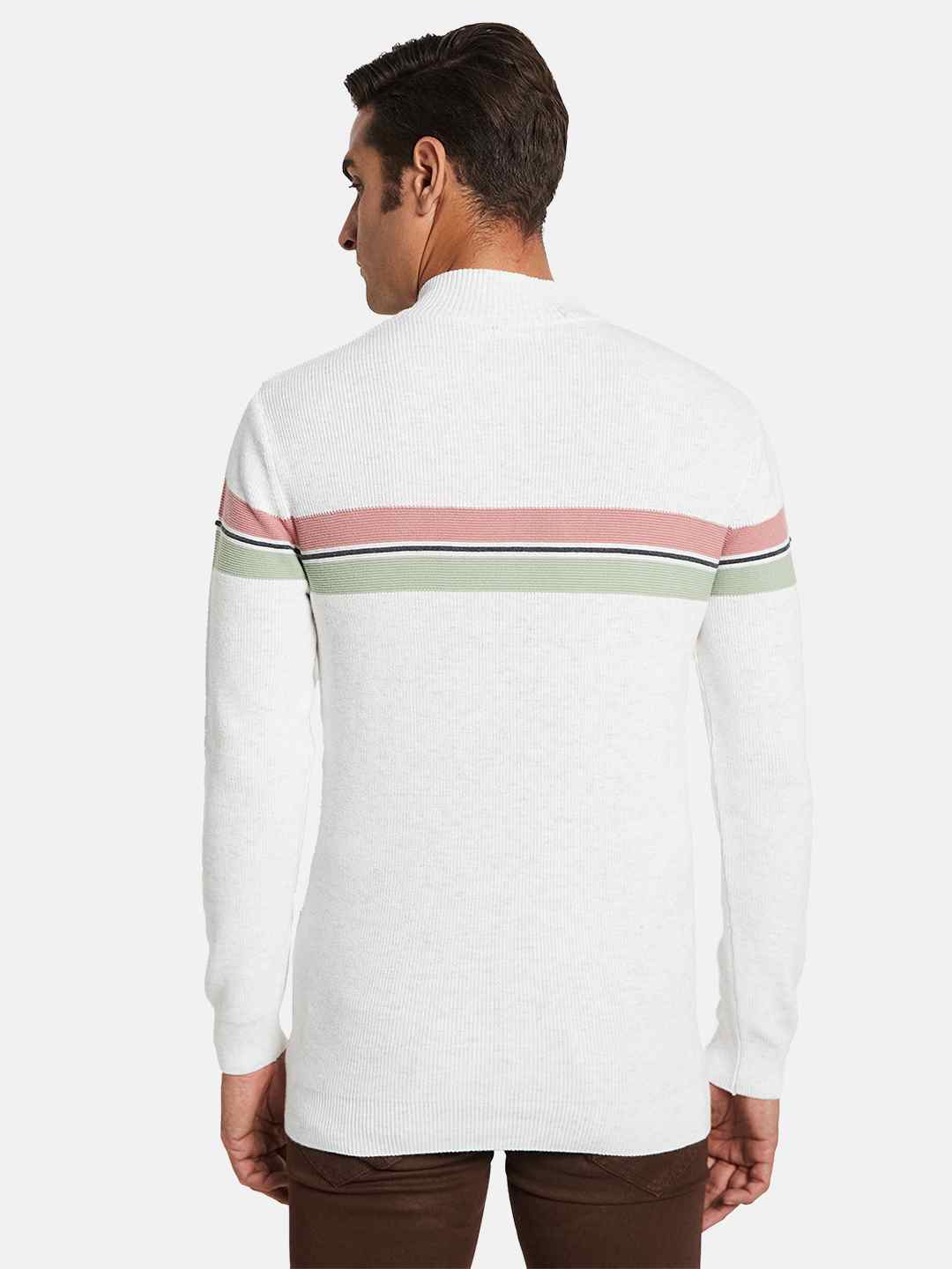 METTLE Men Colourblocked Mock Collar Sweaters