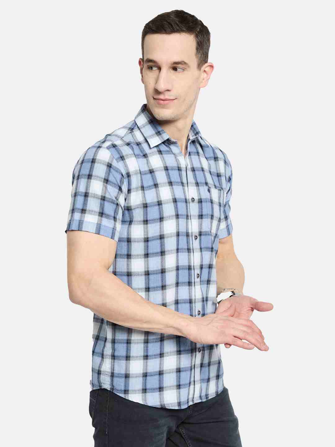 METTLE Men Opaque Checked Casual Shirt