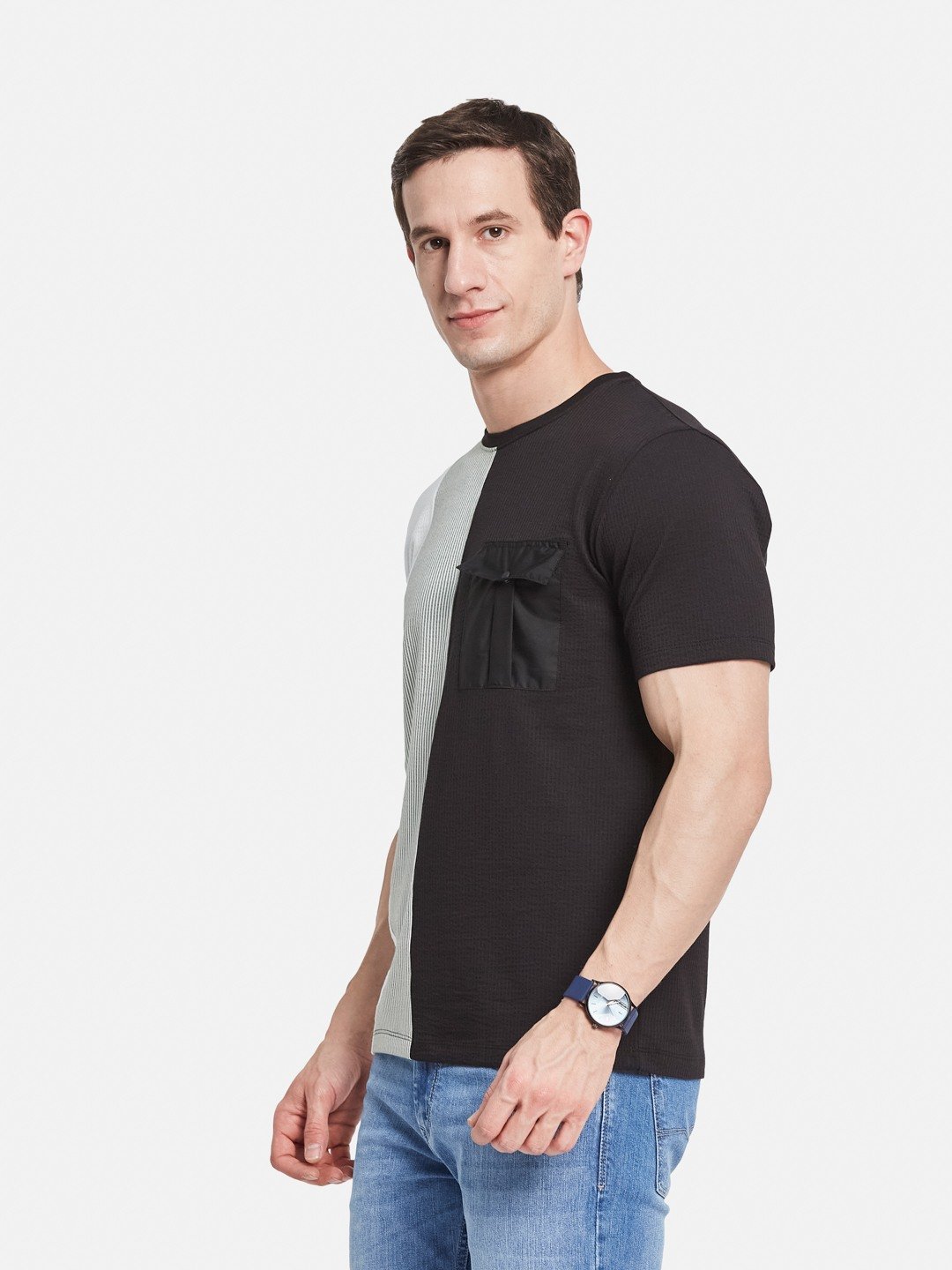Octave Men Colourblocked T-shirt