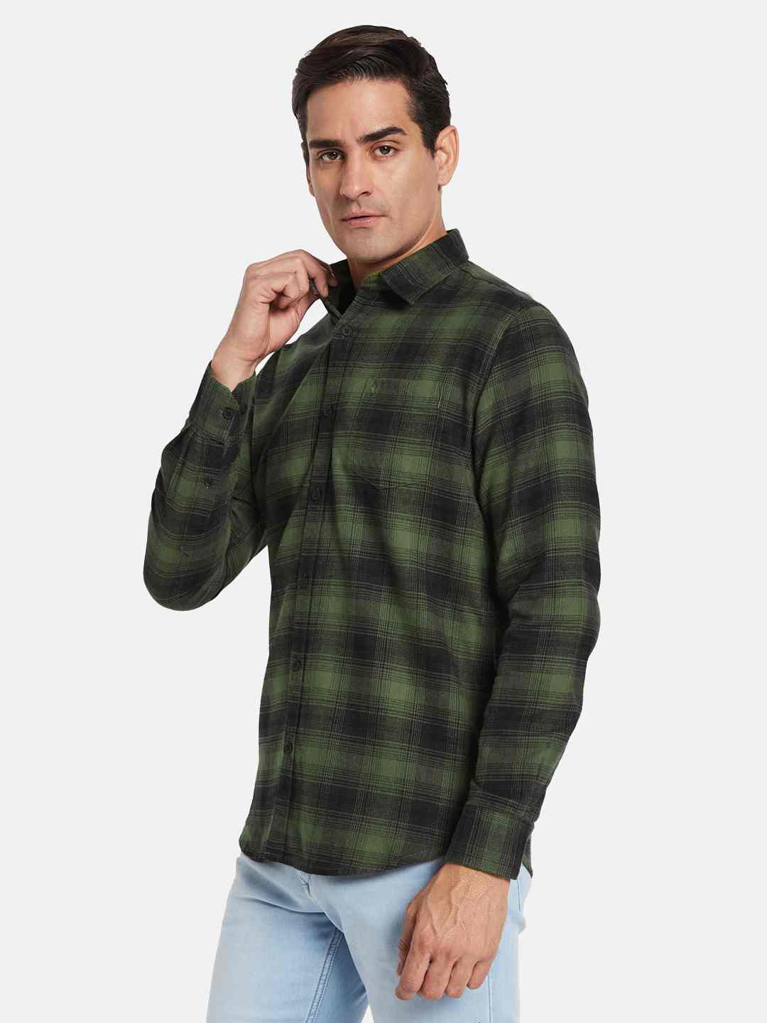 METTLE Men Multi Stripes Opaque Striped Casual Shirt