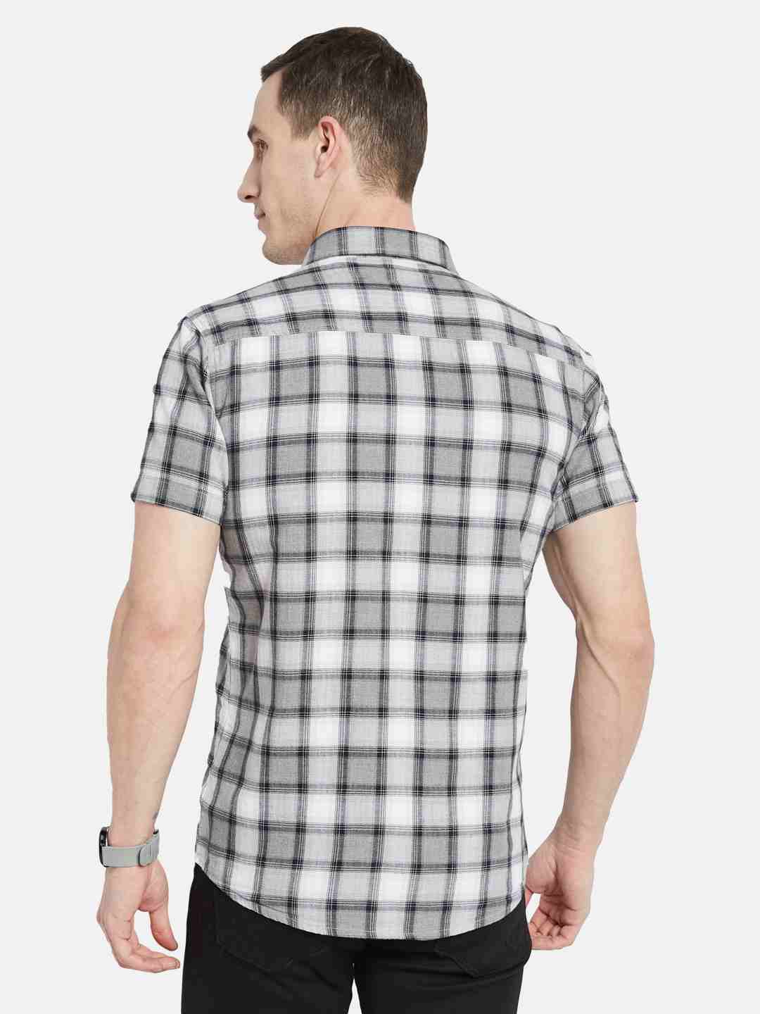 METTLE Men Opaque Checked Casual Shirt