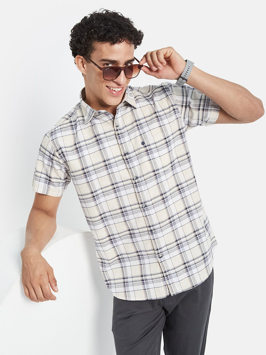 METTLE Checked Short Sleeves Spread Collar Cotton Opaque Regular Fit Casual Shirt