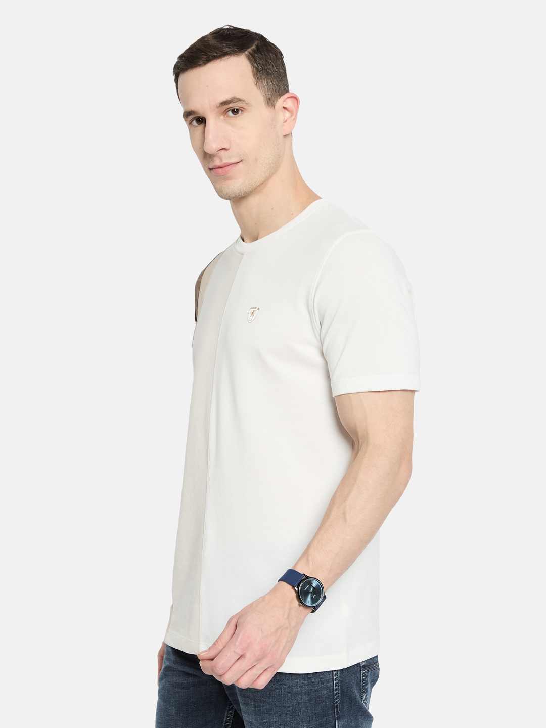 Octave Men Colourblocked T-shirt
