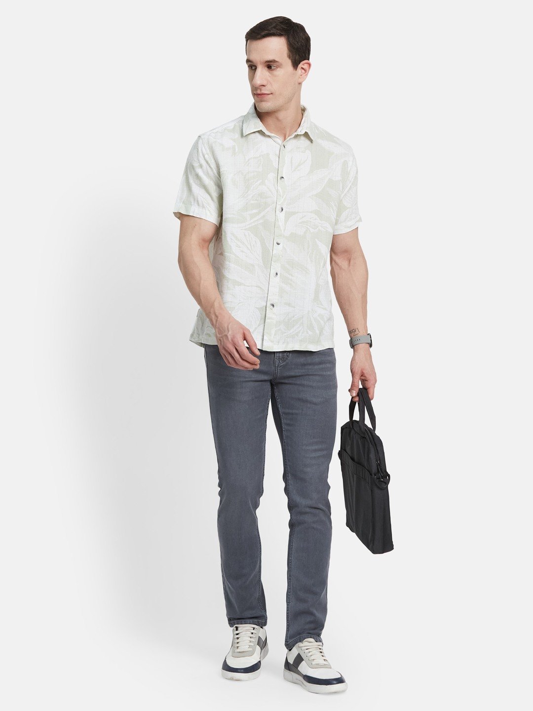 METTLE Men Spread Collar Floral Printed Cotton Casual Shirt