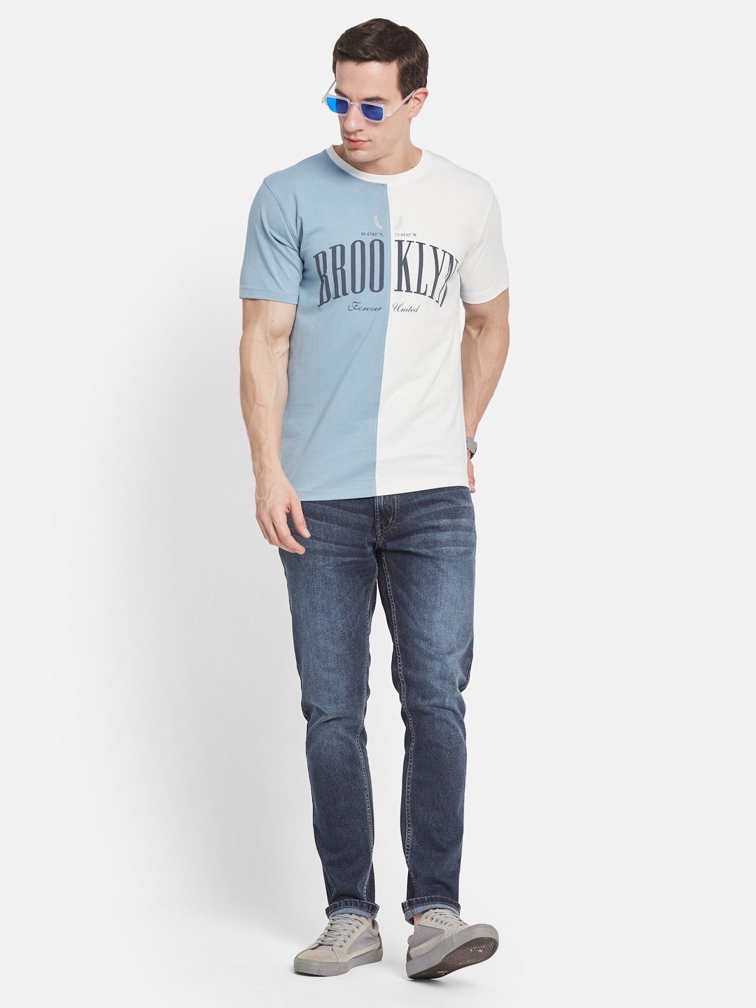 Octave Men Colourblocked T-shirt