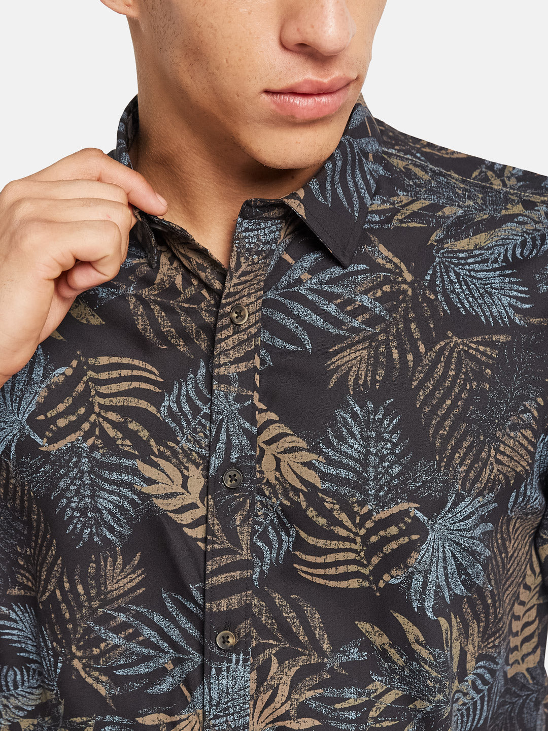 METTLE Men Floral Printed Spread Collar Cotton Casual Shirt