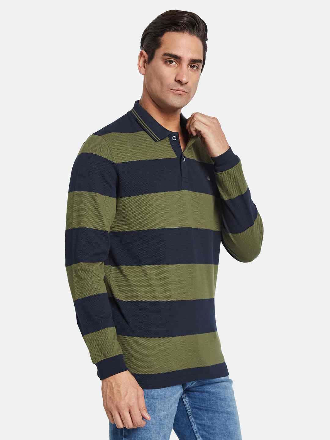 METTLE Men Colourblocked Polo Collar T-shirt