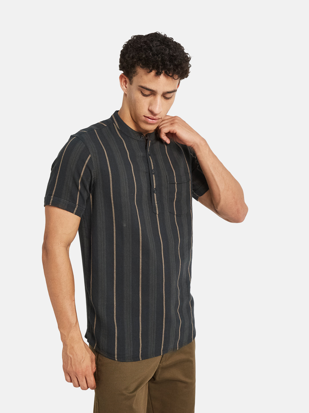 METTLE Men Striped Mandarin Collar Cotton T-shirt