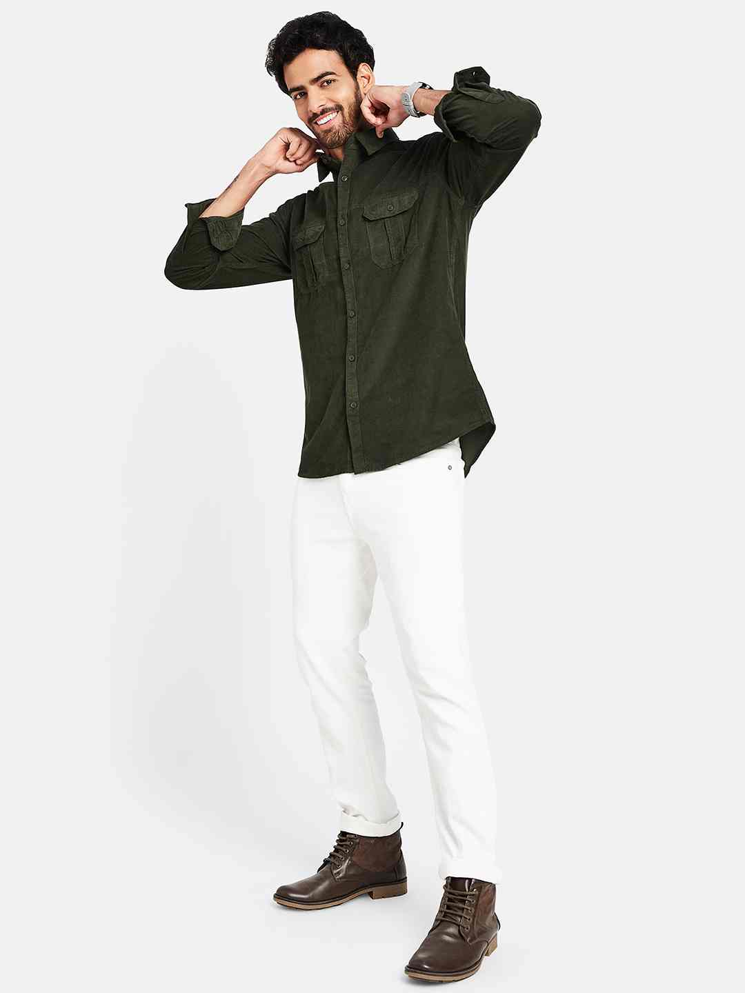 Mettle Spread Collar Cotton Casual Shirt
