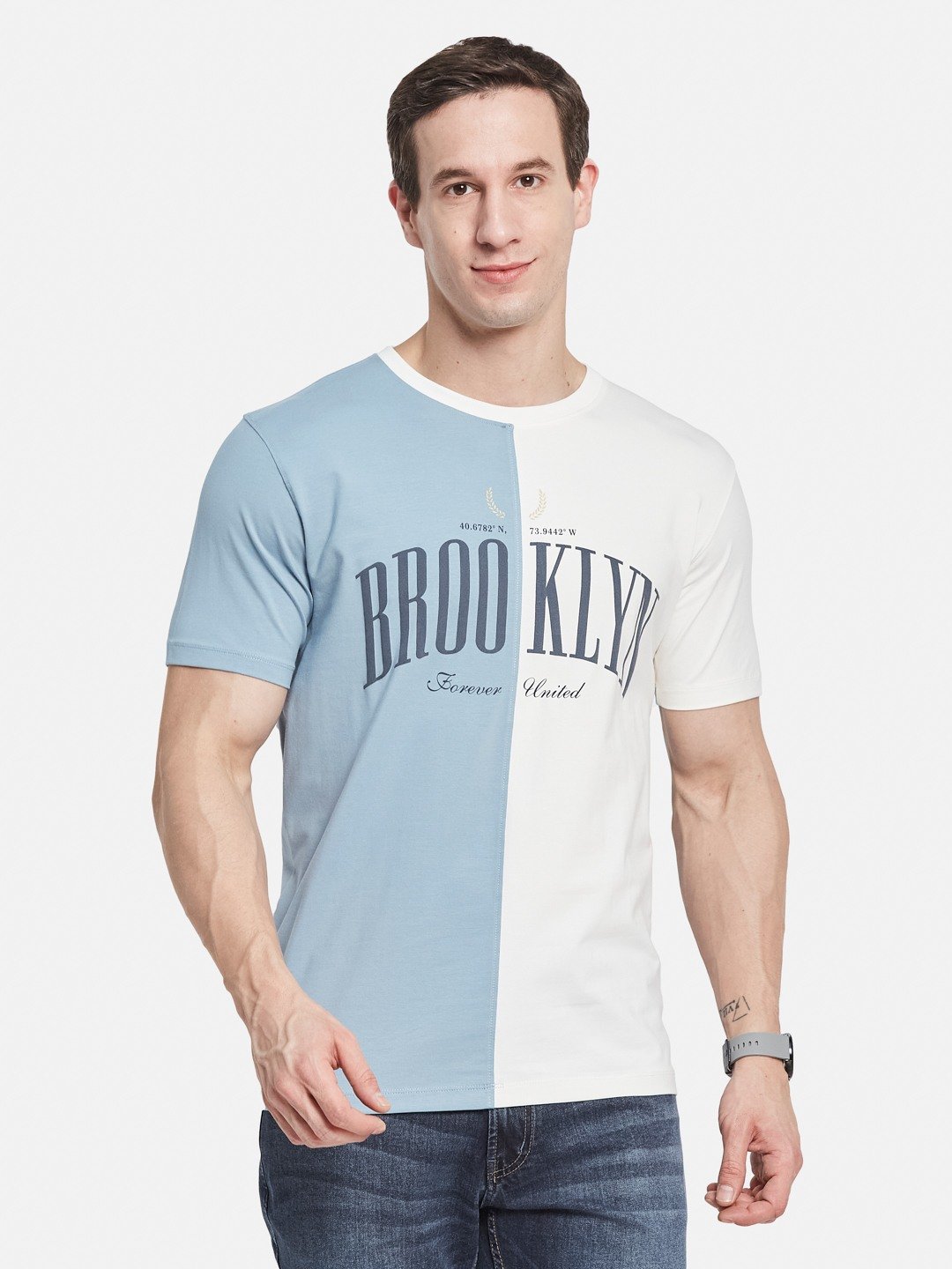 Octave Men Colourblocked T-shirt