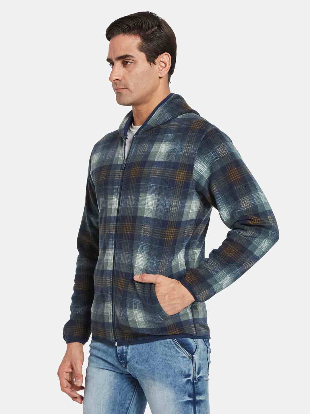 Octave Men Colourblocked Long Sleeves Hooded Sweatshirt