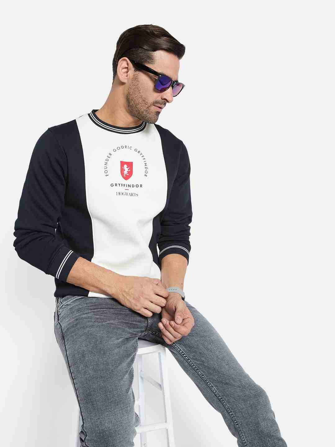 Octave Men Colourblocked Sweatshirt