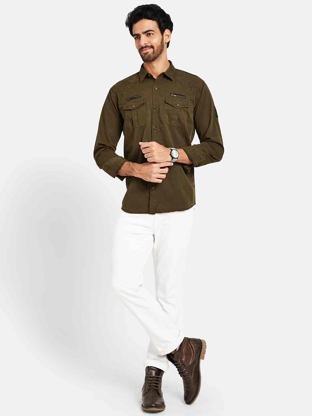 Mettle Spread Collar Cotton Casual Shirt