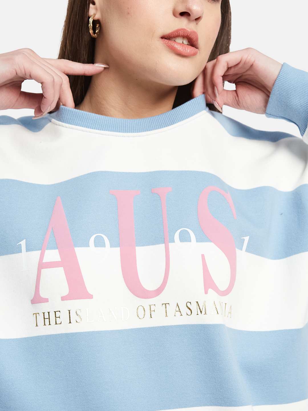 METTLE Women Colourblocked Sweatshirt