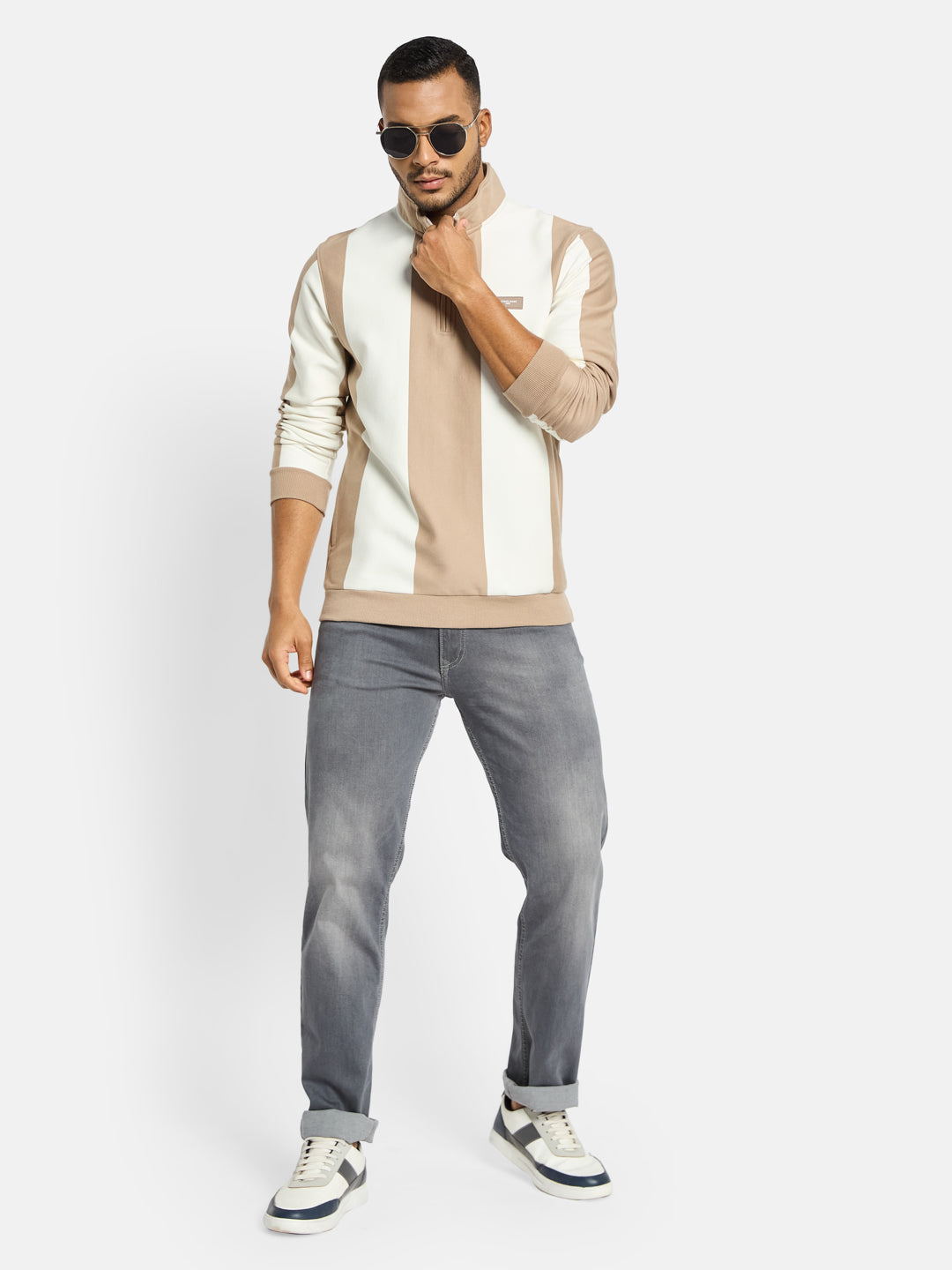 Octave Men Colourblocked Sweatshirt