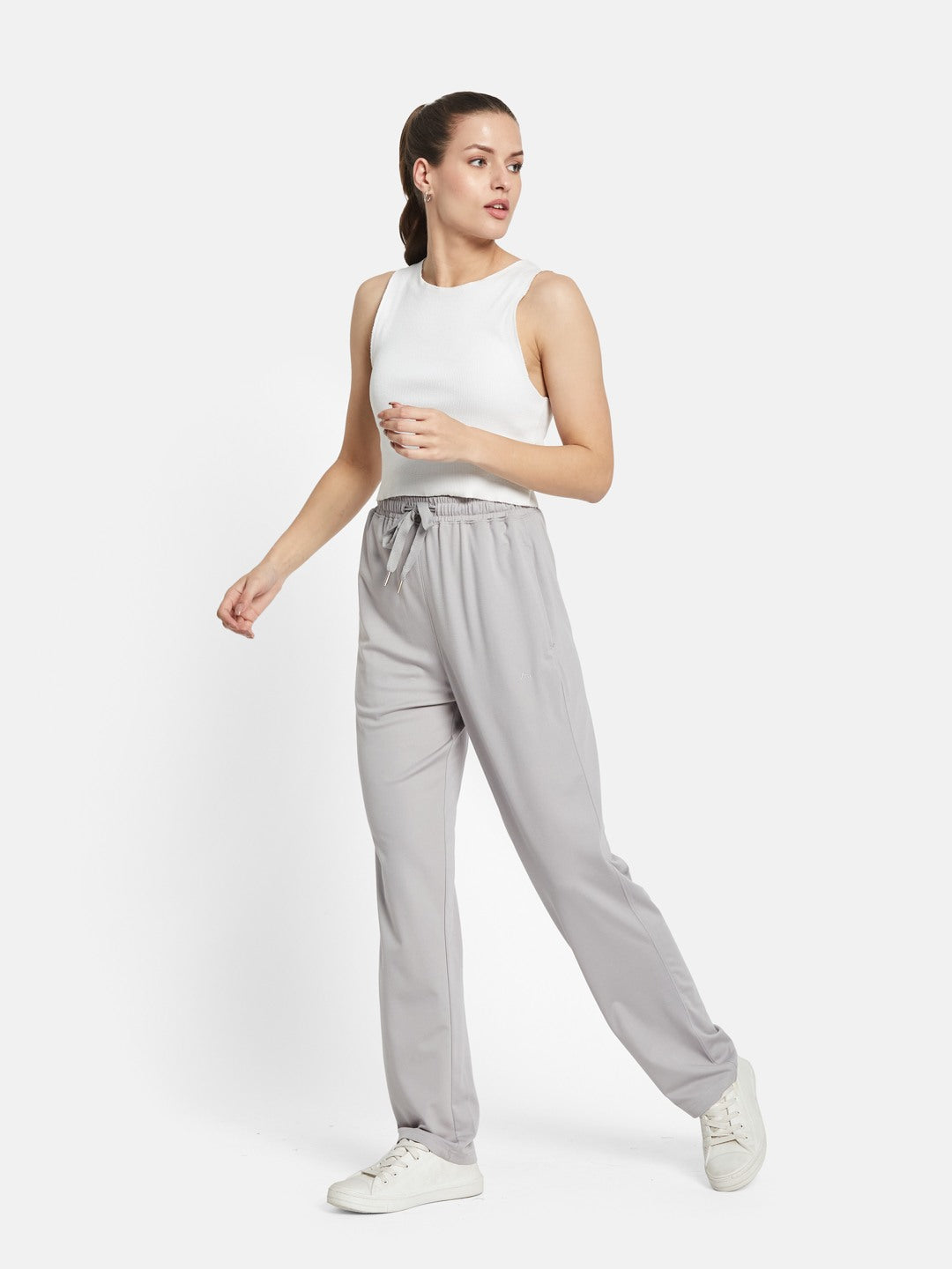 METTLE Women Cotton Mid Rise Track Regular Fit Pants