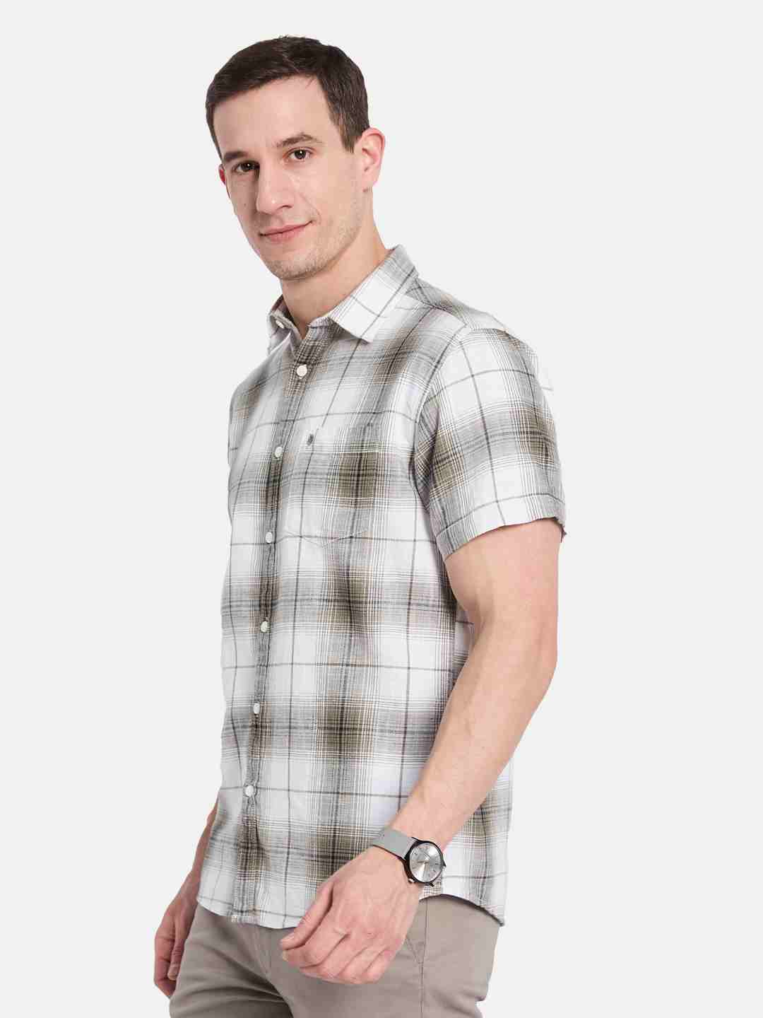 METTLE Men Opaque Checked Casual Shirt
