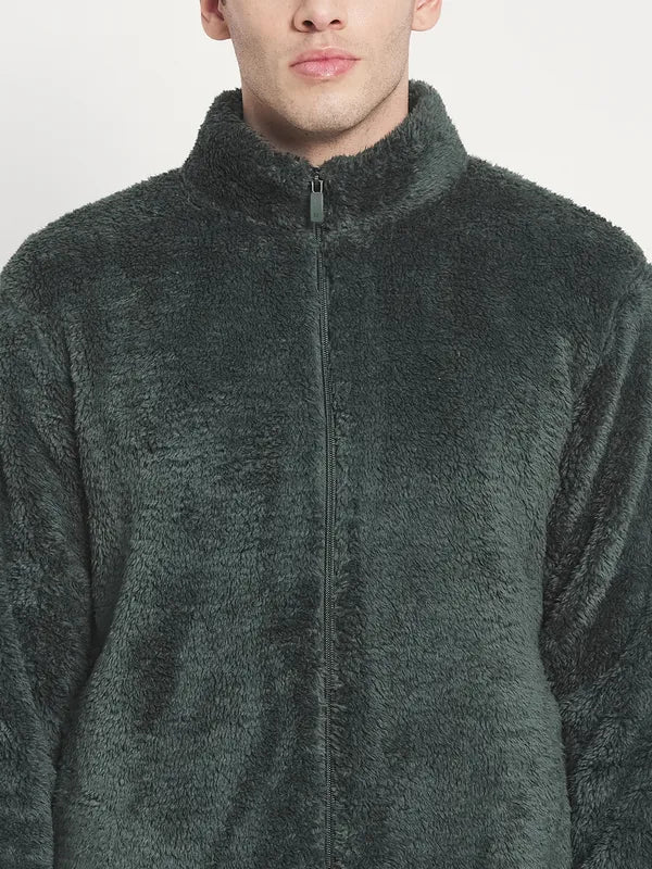 Men Green Solid Sweatshirt