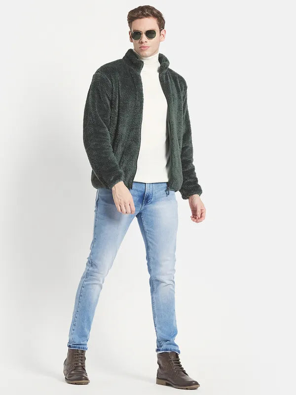 Men Green Solid Sweatshirt