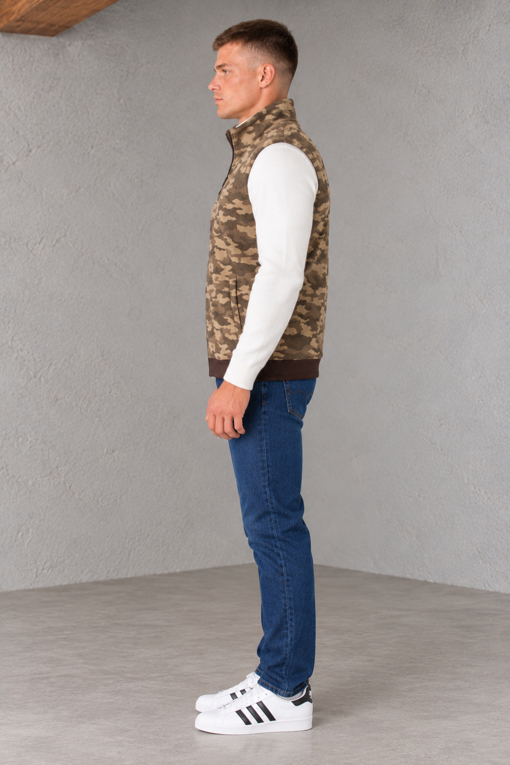 Men's Regular Fit Knitted Camouflage Gilet with Full Zip, Stand Collar and Side Pockets – Olive Camou