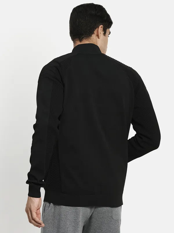 Men Black Solid Sweatshirt