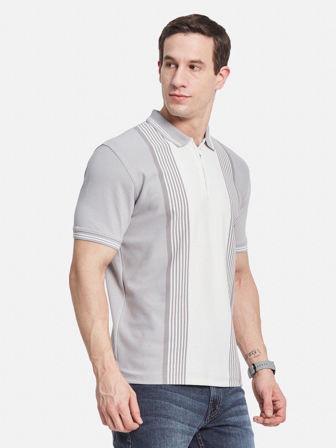 Octave Men Colourblocked Polo Collar T-shirt