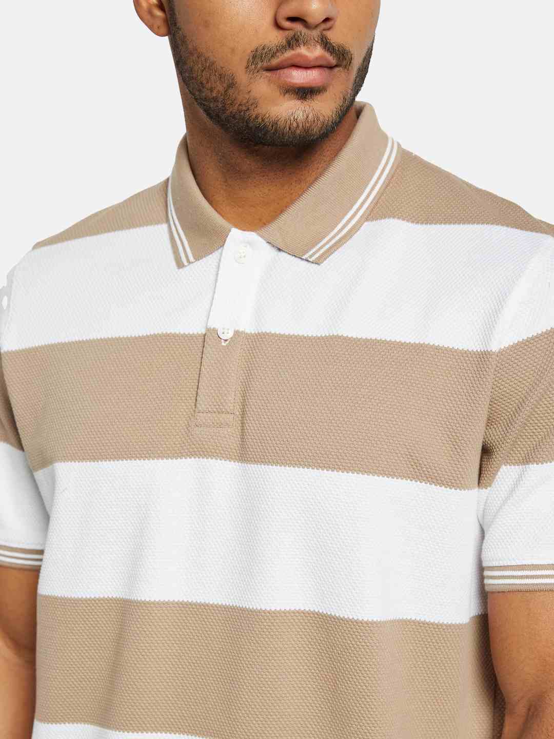 Octave Men Colourblocked Polo Collar T-shirt