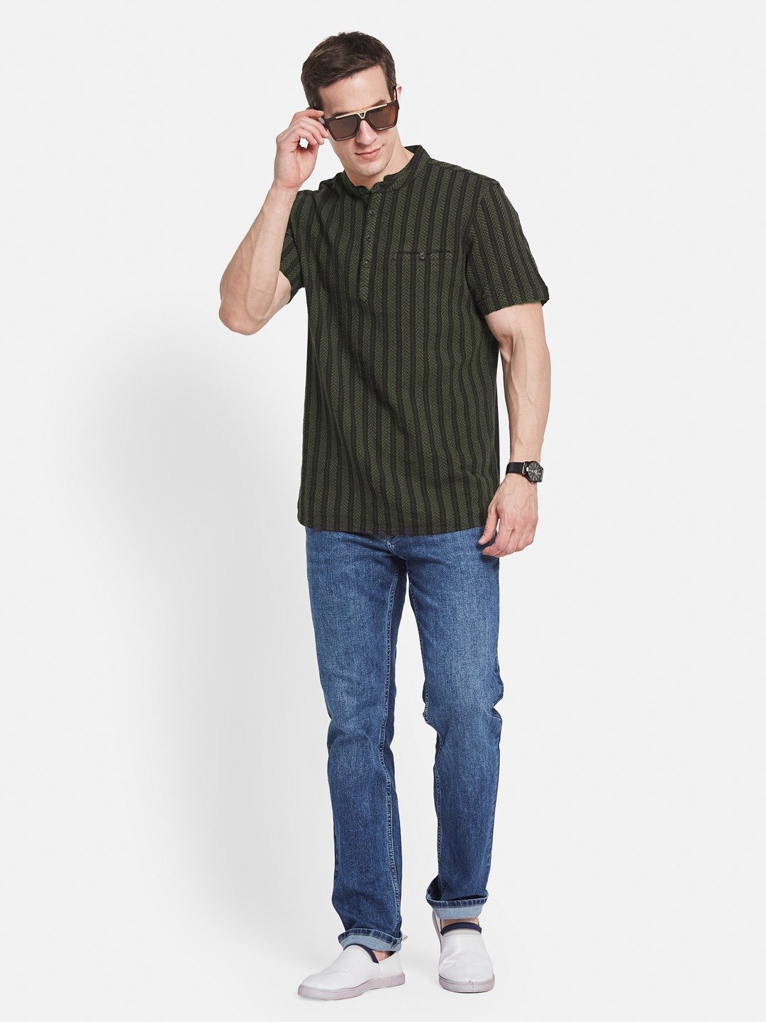 METTLE Men Striped Mandarin Collar T-shirt
