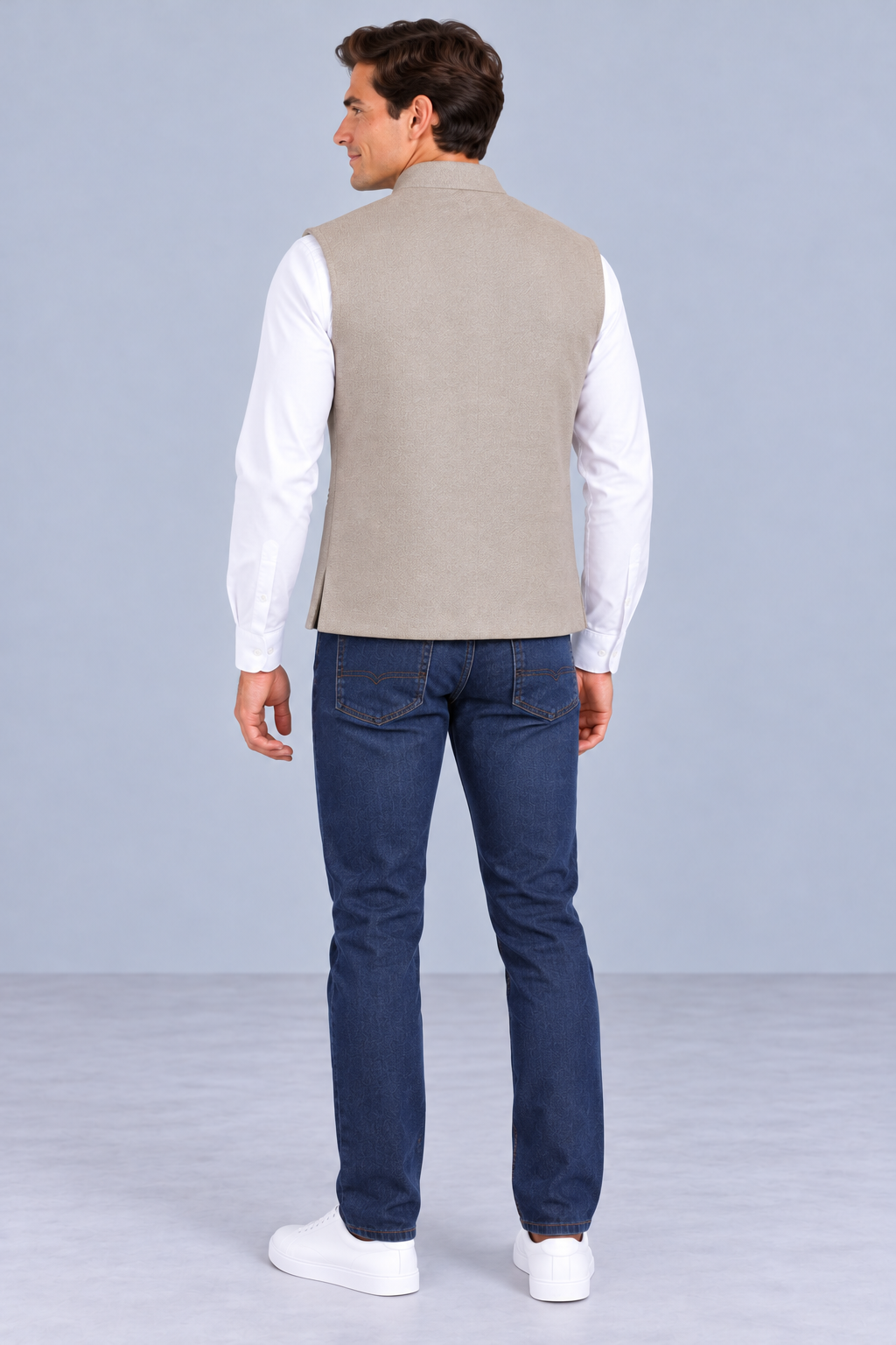 Men’s Natural Bird’s Eye Knitted Waistcoat – Regular Fit