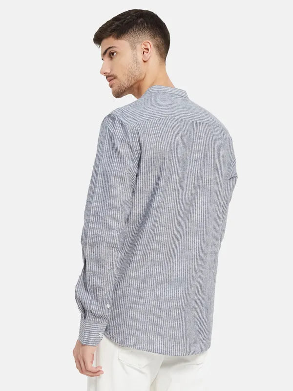 Vertical Stripes Mandarin Collar Kurta