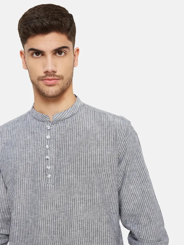 Vertical Stripes Mandarin Collar Kurta