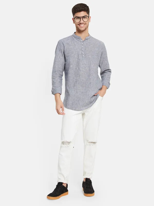 Vertical Stripes Mandarin Collar Kurta