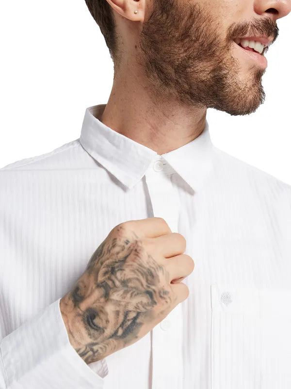 Mettle Men Textured Spread Collar Pocket Casual Shirt