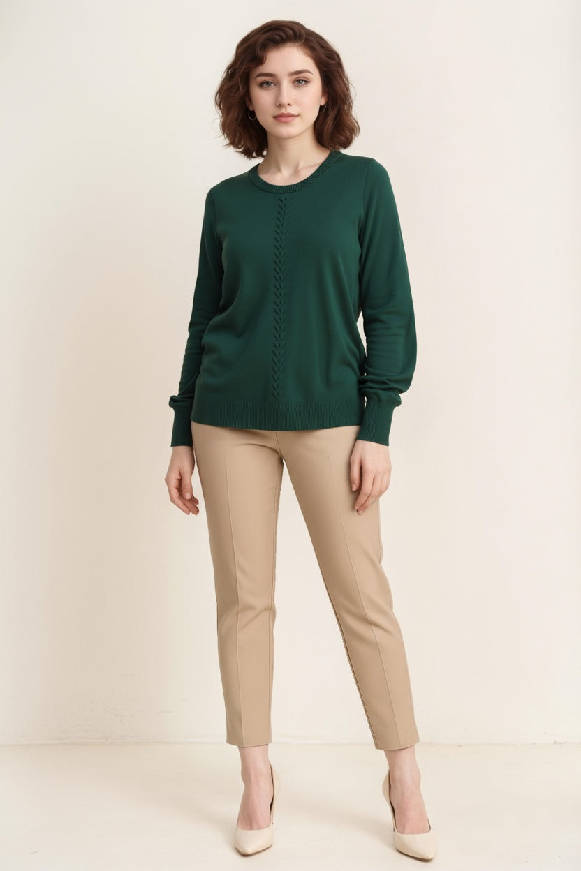 Women Cable Knit Solid Pullover Round Neck Sweater