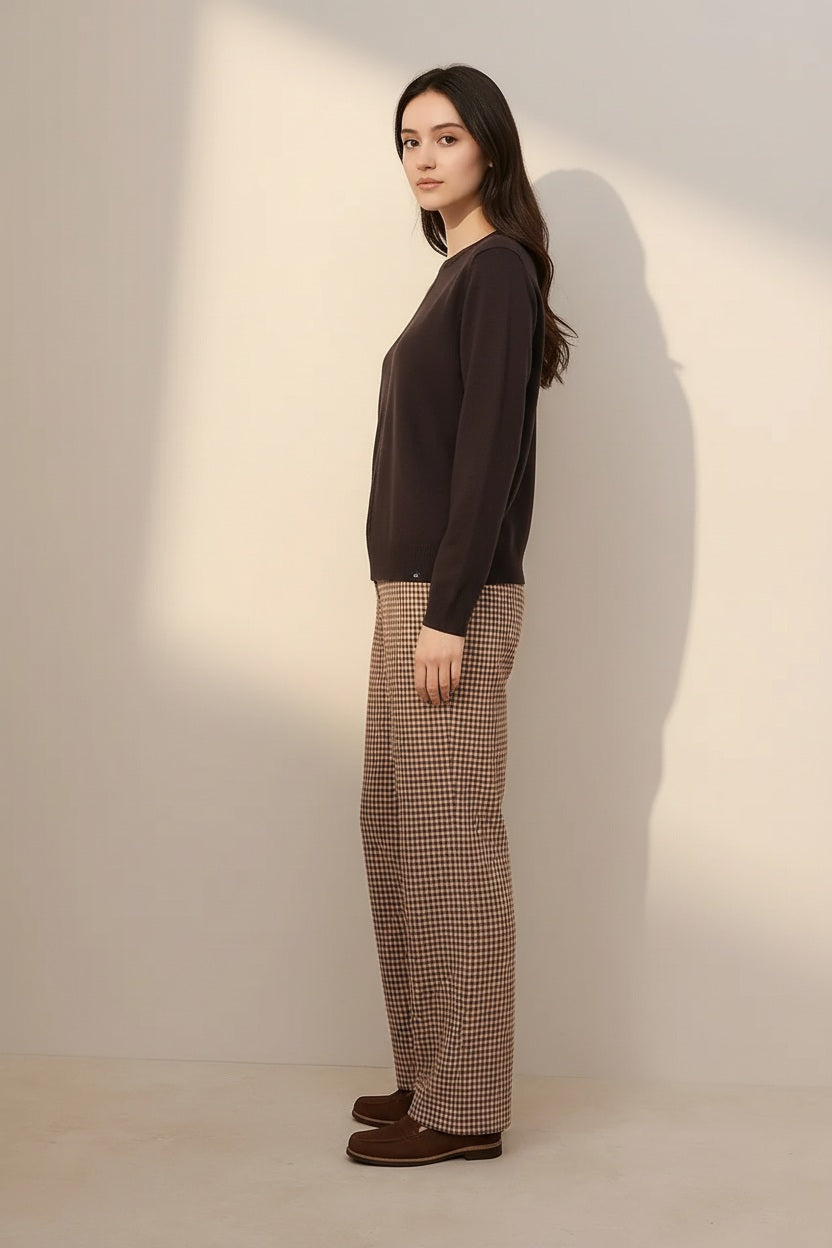 Women Solid Round Neck Sweater