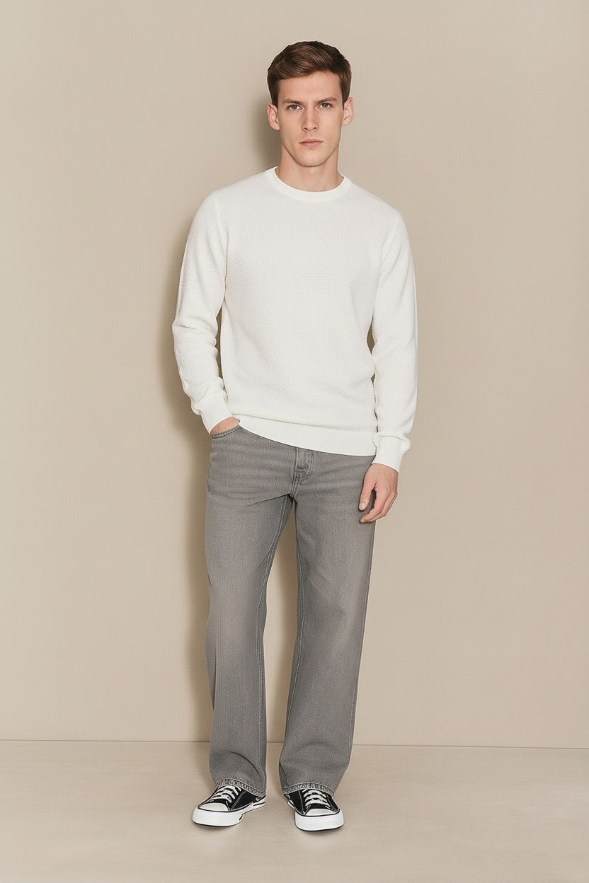 Men Solid Round Neck Sweater