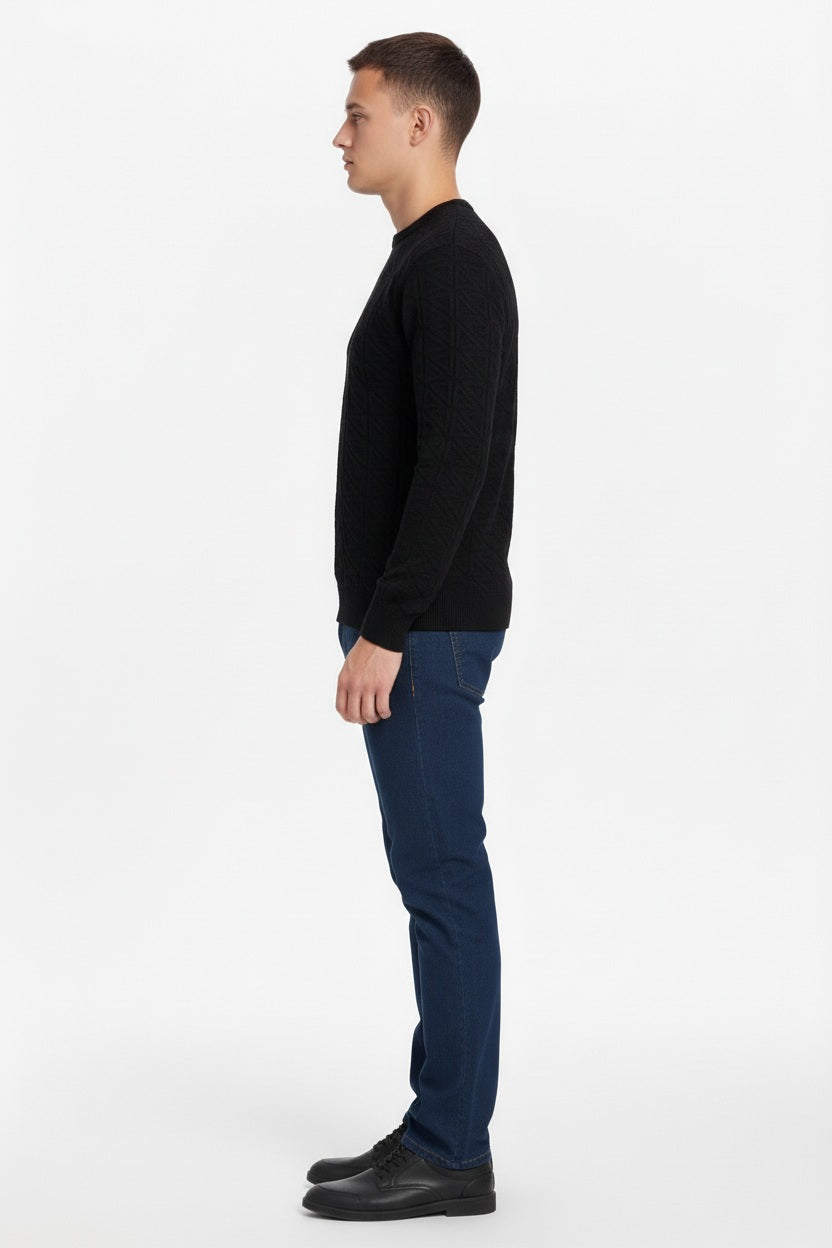 Men Solid Round Neck Sweater