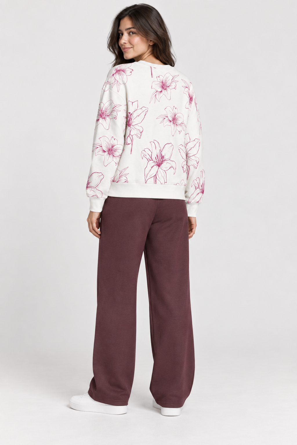Women’s Hot Pink Floral Print Cotton Brushed Fleece Sweatshirt – Regular Fit Crew Neck