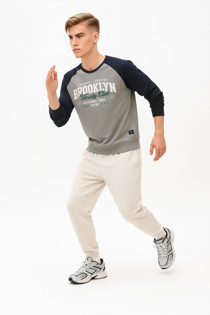 Men Typography Colourblocked Round Neck T-shirt