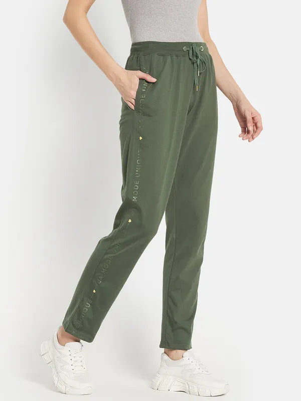 Women Solid Cotton Track Pants
