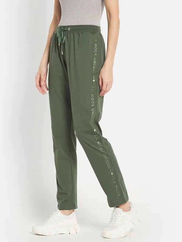 Women Solid Cotton Track Pants