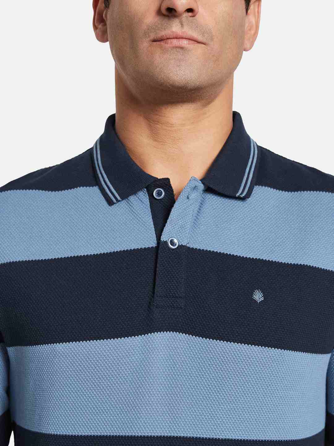 METTLE Men Colourblocked Polo Collar T-shirt